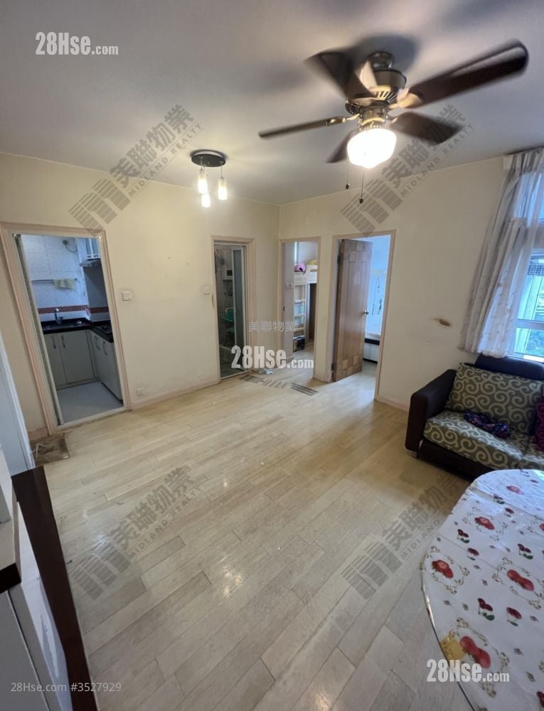 Tsui Lai Garden Sell 2 Bedrooms 427 ft²
