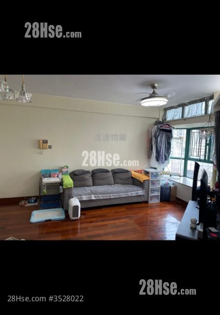Scholastic Garden Sell 3 Bedrooms , 2 Bathrooms 626 ft²