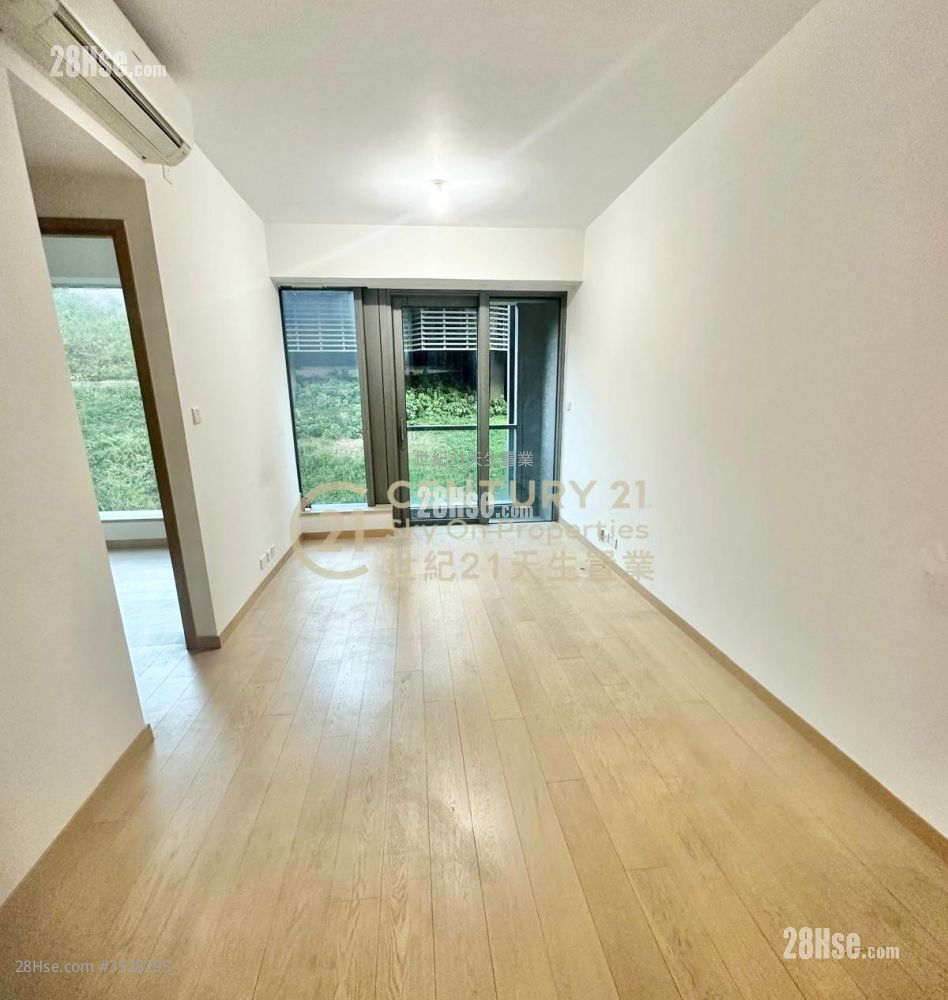 The Bloomsway Rental 2 Bedrooms , 1 Bathroom 571 ft²