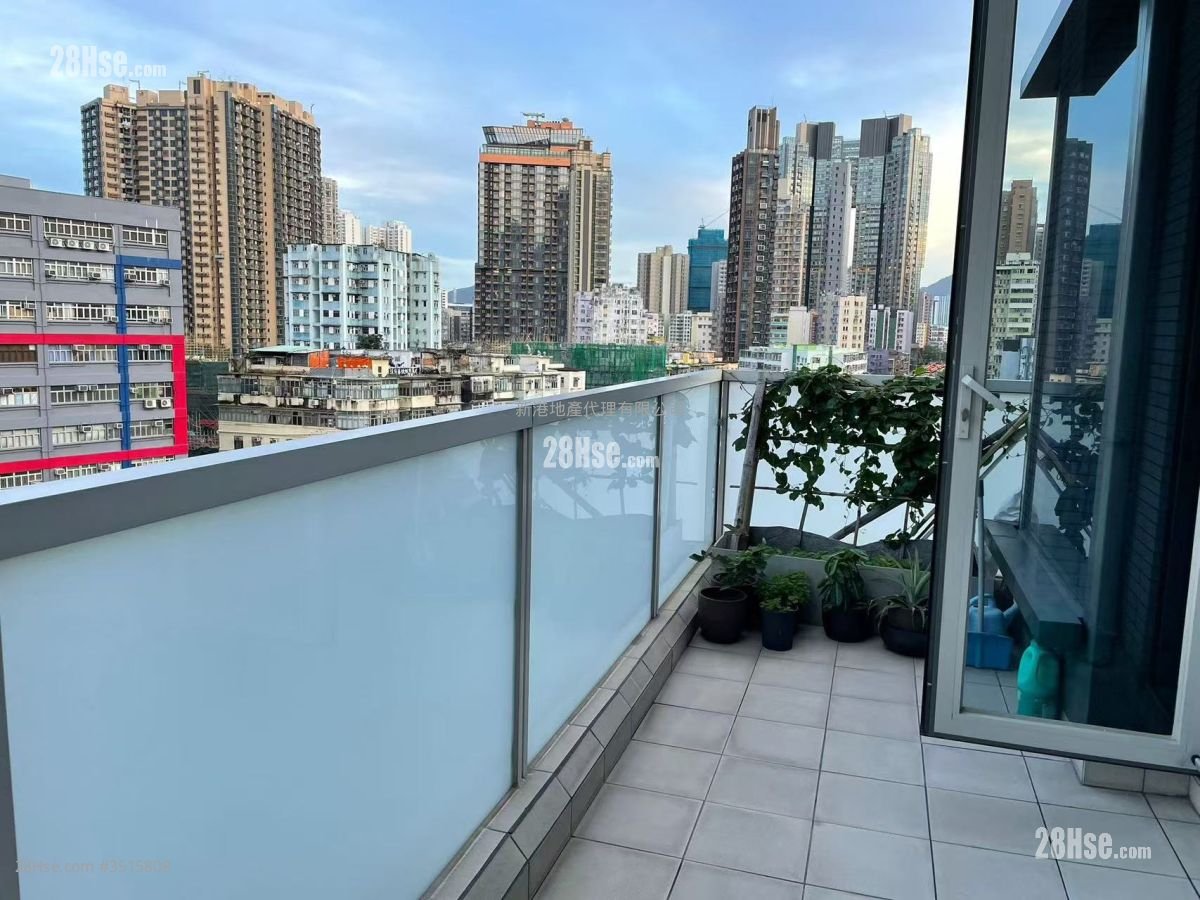 City Hub Sell 2 Bedrooms , 1 Bathroom 473 ft²