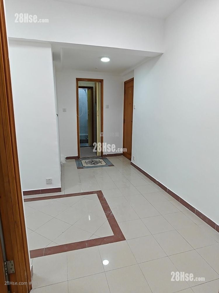 Fok Cheong Building Rental 2 Bedrooms , 1 Bathroom 300 ft²