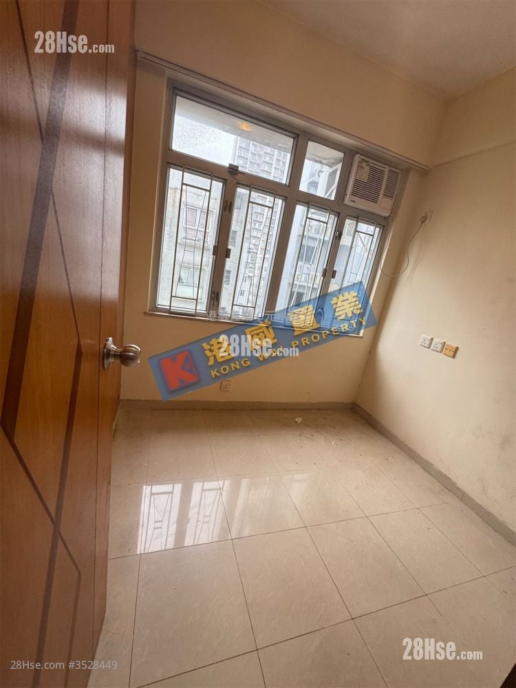 Apollo Building Sell 280 ft²
