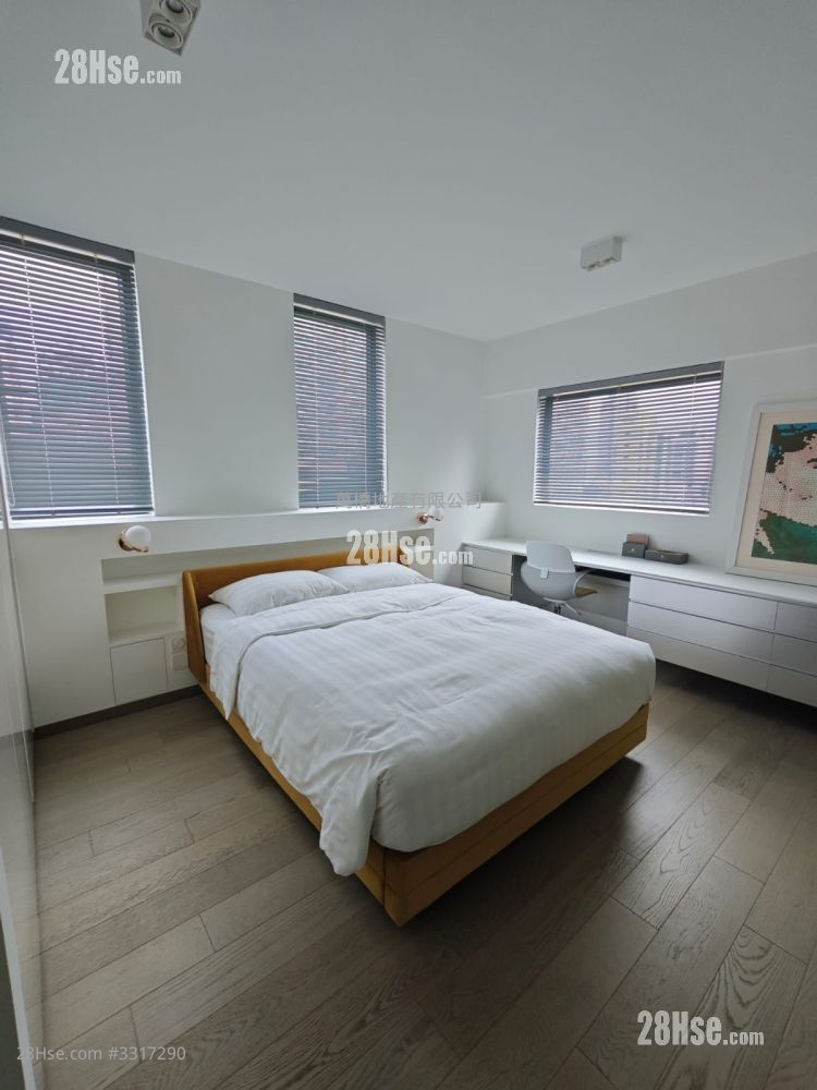 Hollywood Hill Rental 1 Bedroom , 1 Bathroom 400 ft²