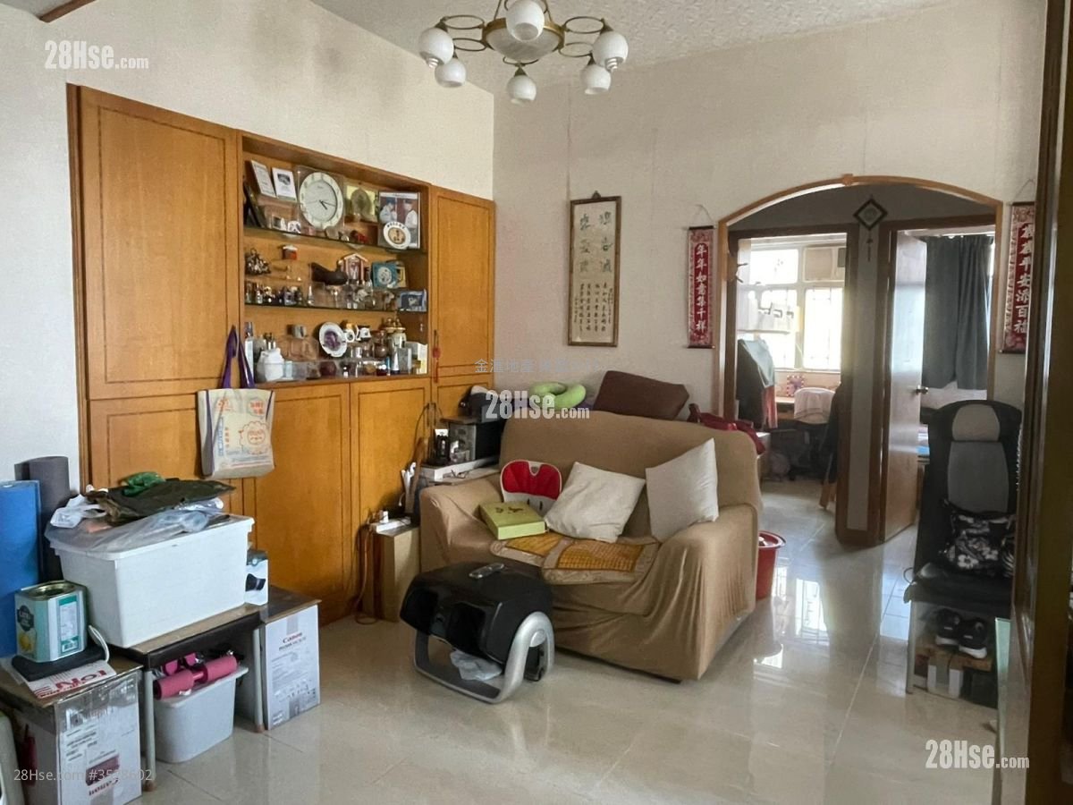 Manning Theatre Building Sell 2 Bedrooms , 1 Bathroom 386 ft²