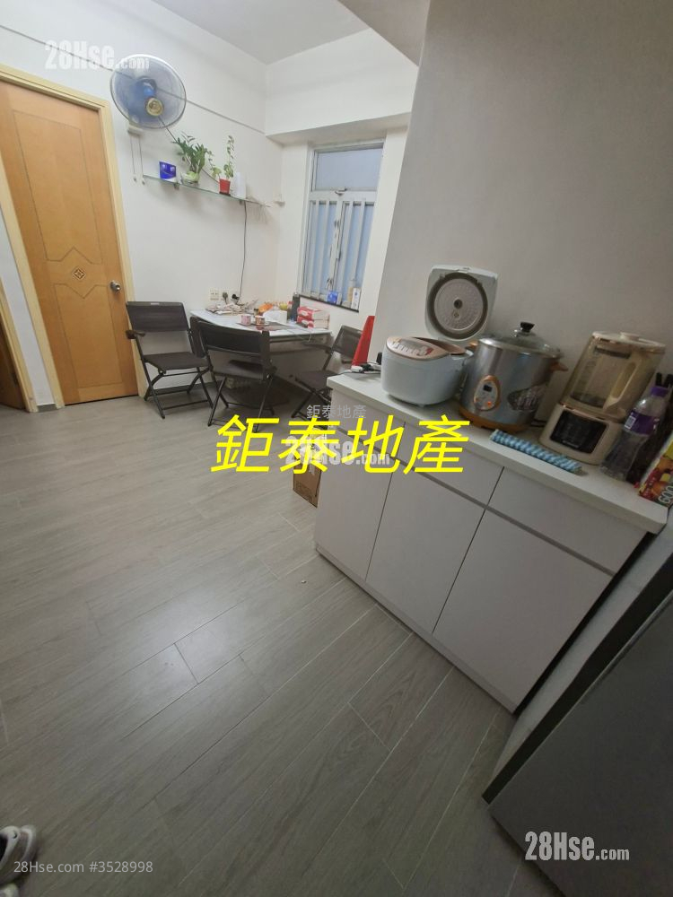 Tin Po House Sell 2 Bedrooms , 1 Bathroom 308 ft²