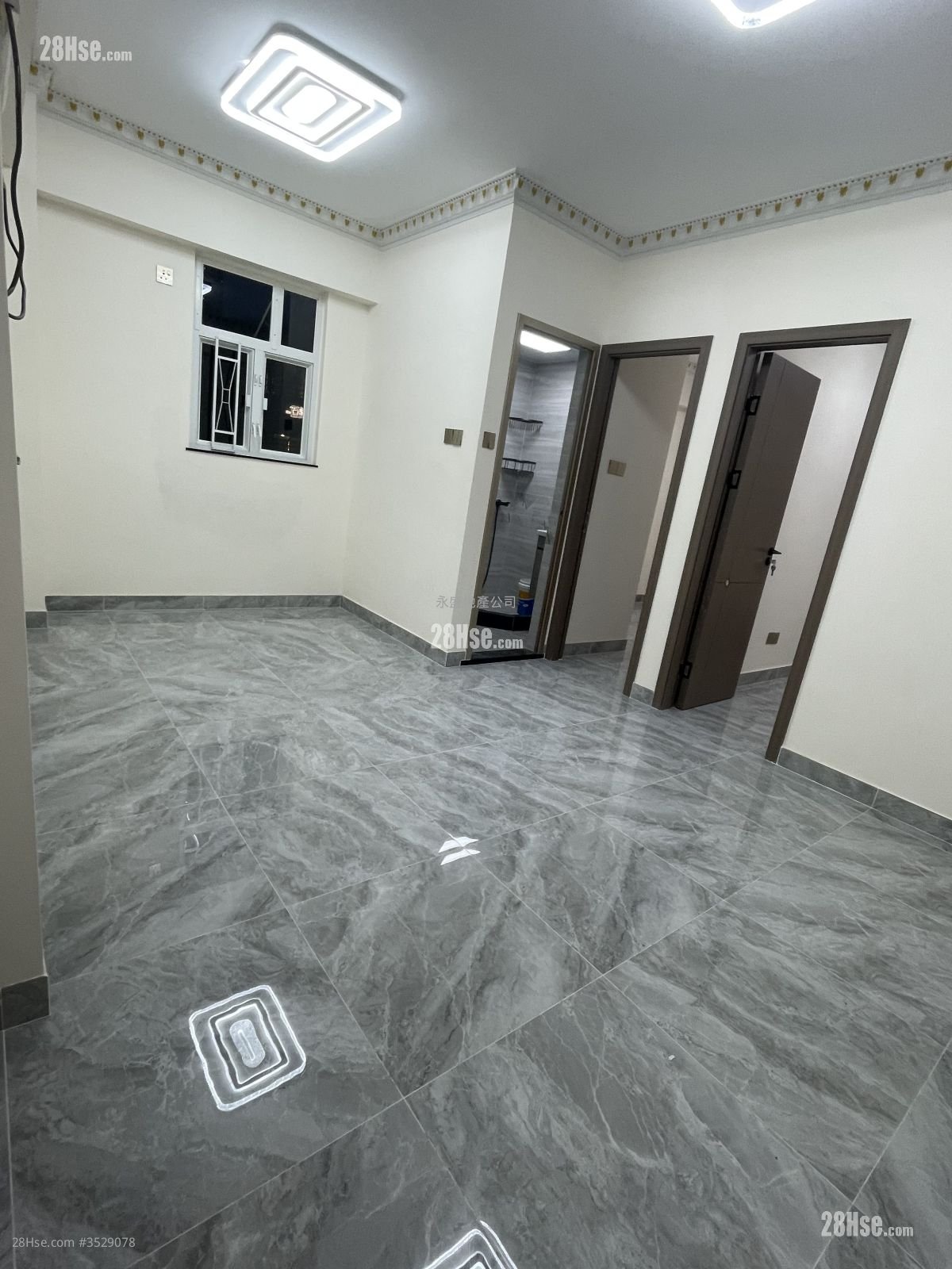 Kwai Loong Building Sell 404 ft²