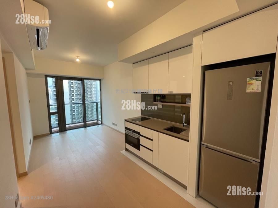 K. Summit Rental 2 Bedrooms , 1 Bathroom 466 ft²