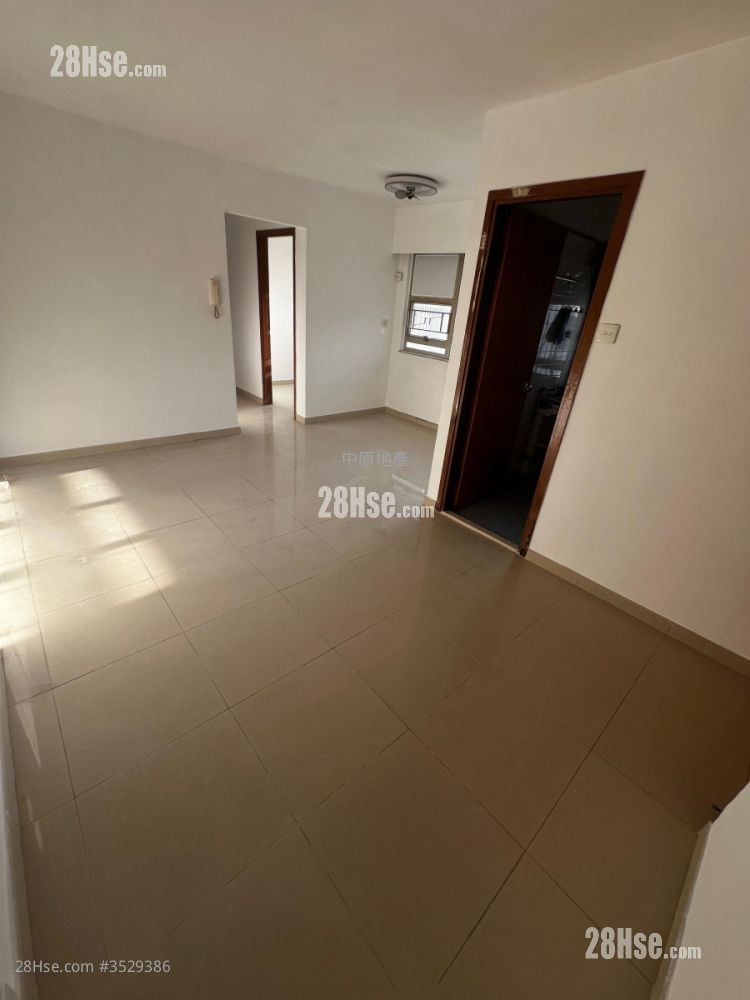 Chi Lok Fa Yuen Sell 3 Bedrooms , 1 Bathroom 511 ft²