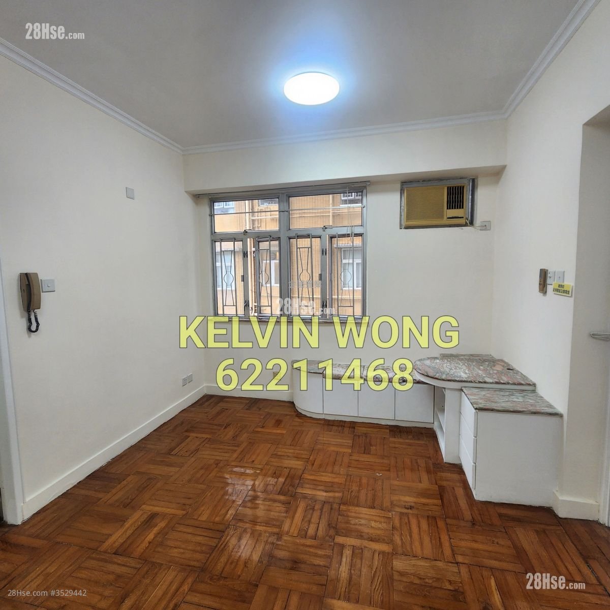 Manner Court Sell 3 Bedrooms , 1 Bathroom 460 ft²