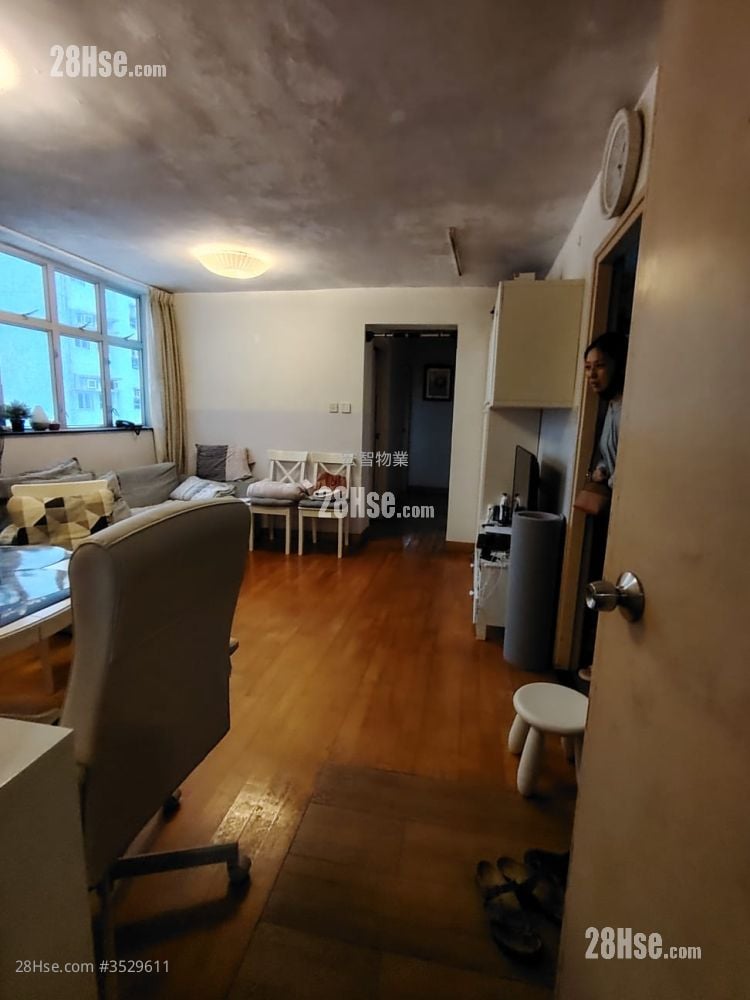 Cheerful Garden Sell 3 Bedrooms 592 ft²
