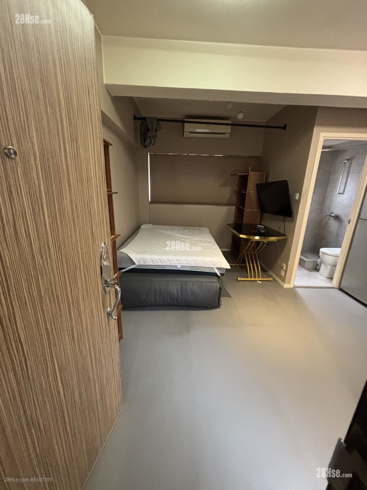 Fu Wah Building Rental Studio , 1 Bathroom 220 ft²