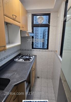 Brilliaant Court Rental 1 Bedroom 220 ft²