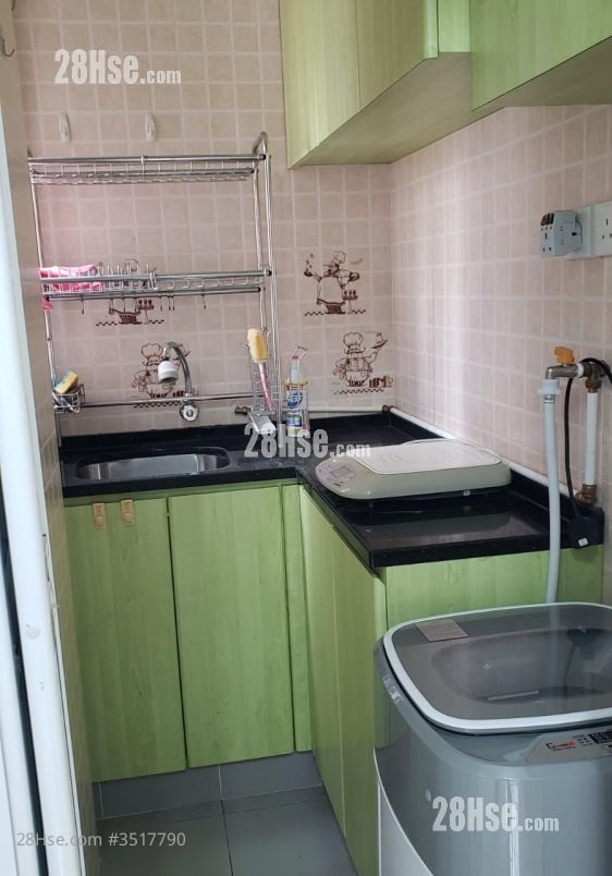 Tung Ho Building Sell 1 Bedroom , 1 Bathroom 200 ft²