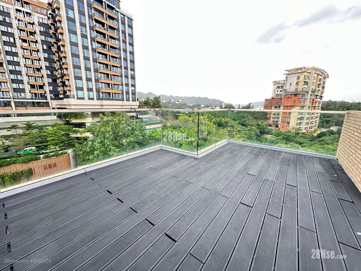 Jade Grove Rental 5+ Bedrooms , 5+ Bathrooms 2,217 ft²