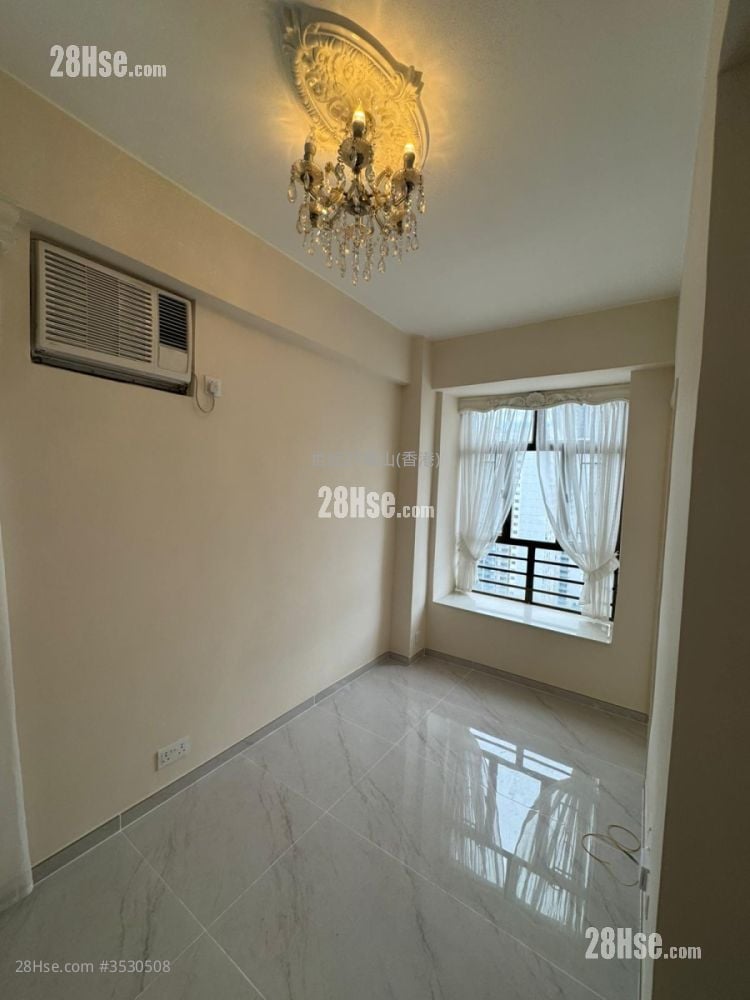 Hing Yip Building Sell 1 Bedroom , 1 Bathroom 262 ft²