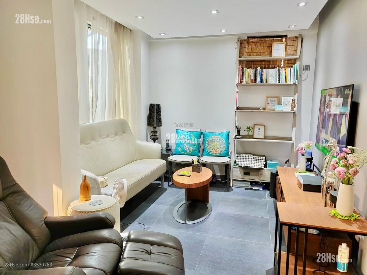 Recours La Serre Sell 2 Bedrooms , 1 Bathroom 539 ft²
