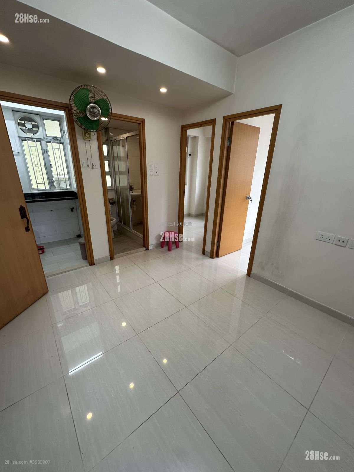 Jackson Building Rental 2 Bedrooms , 1 Bathroom 295 ft²