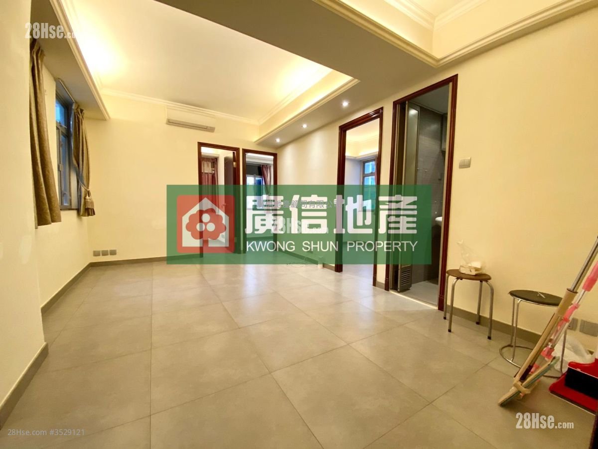 Wing Kiu Building Rental 3 Bedrooms , 2 Bathrooms 515 ft²