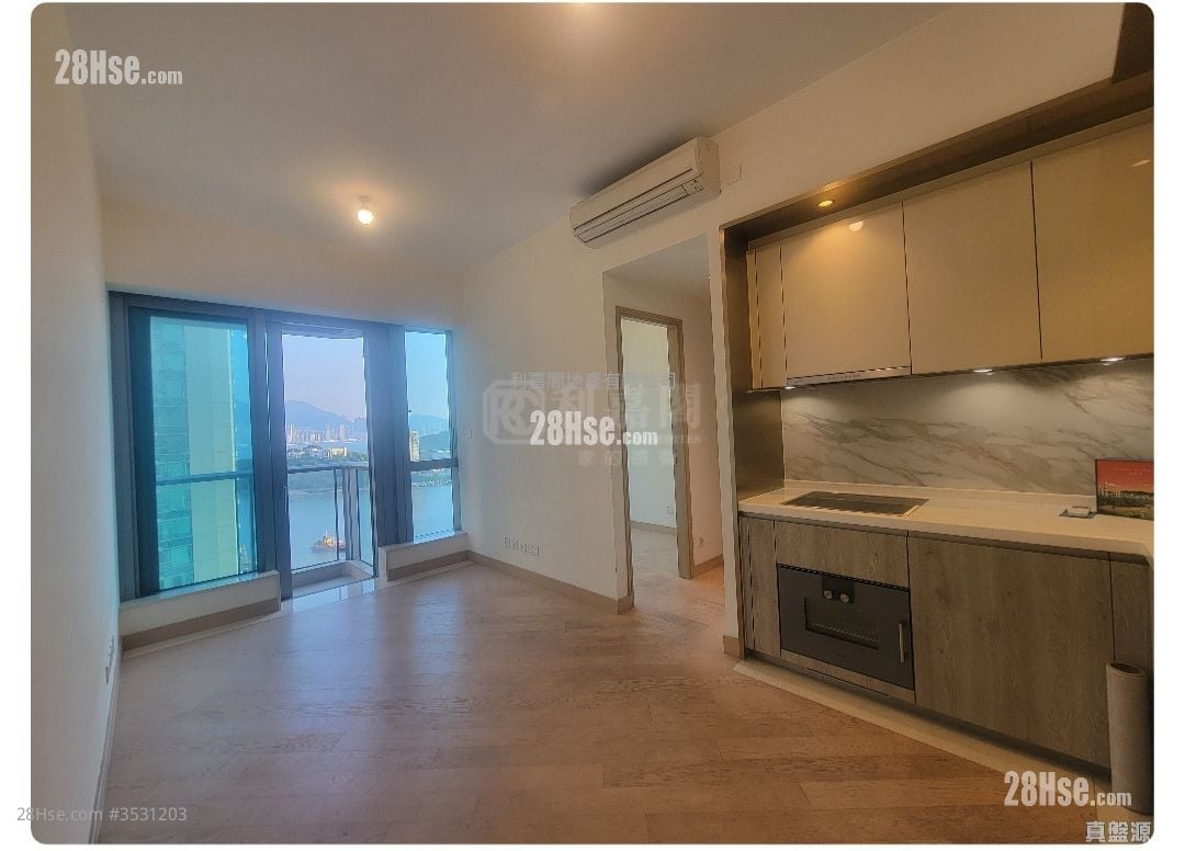 Grand Victoria Rental 2 Bedrooms , 1 Bathroom 448 ft²