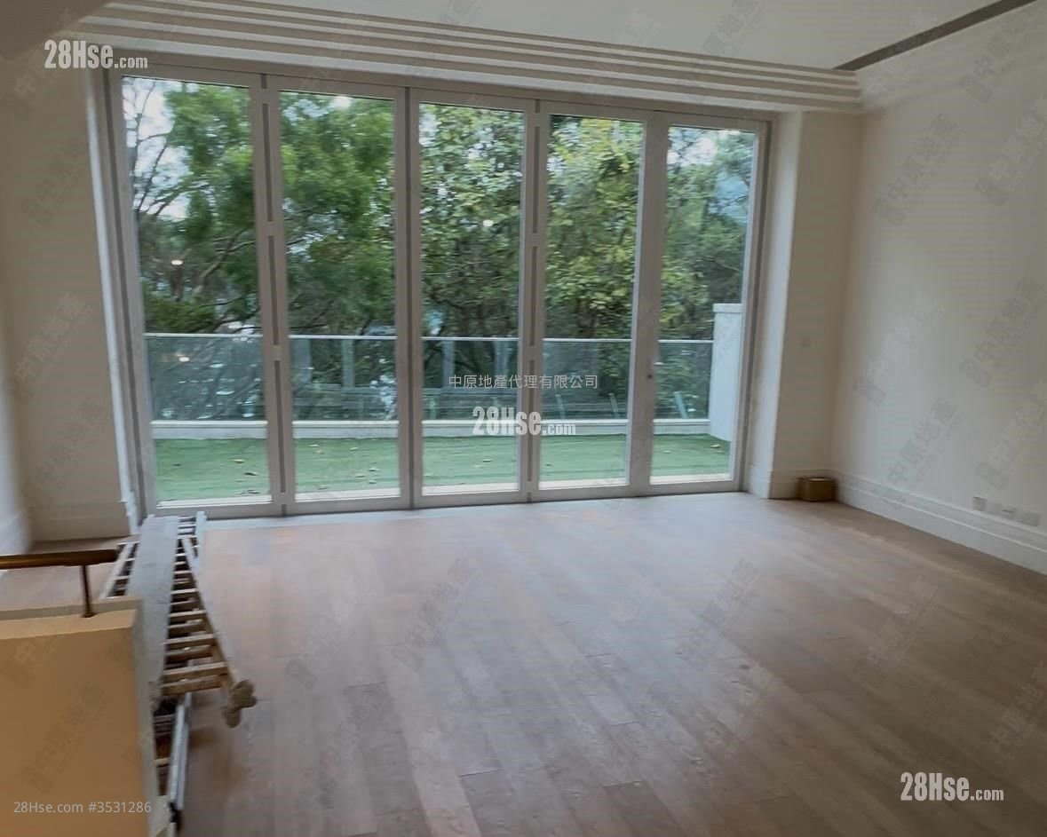 Le Cap Sell 4 Bedrooms 2,085 ft²