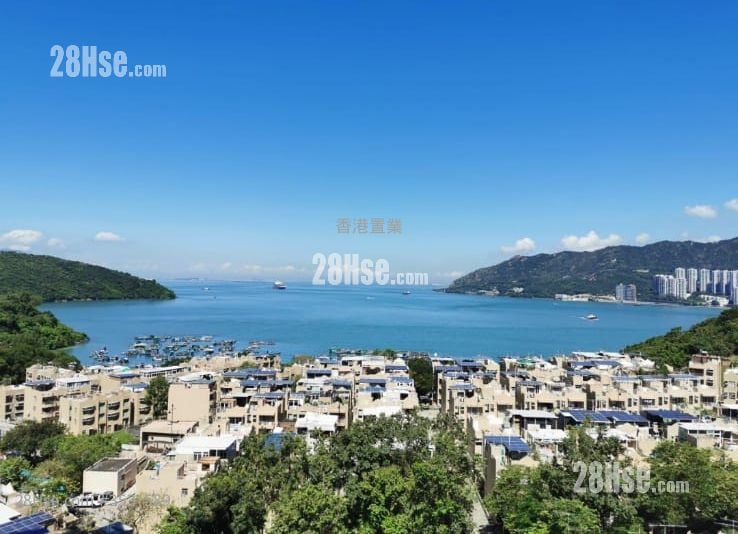 Park Island Sell 3 Bedrooms , 2 Bathrooms 709 ft²