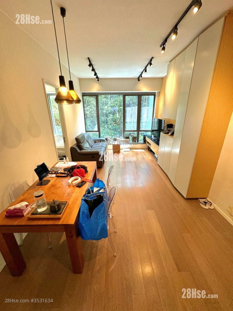 Homantin Hillside Sell 3 Bedrooms , 2 Bathrooms 760 ft²