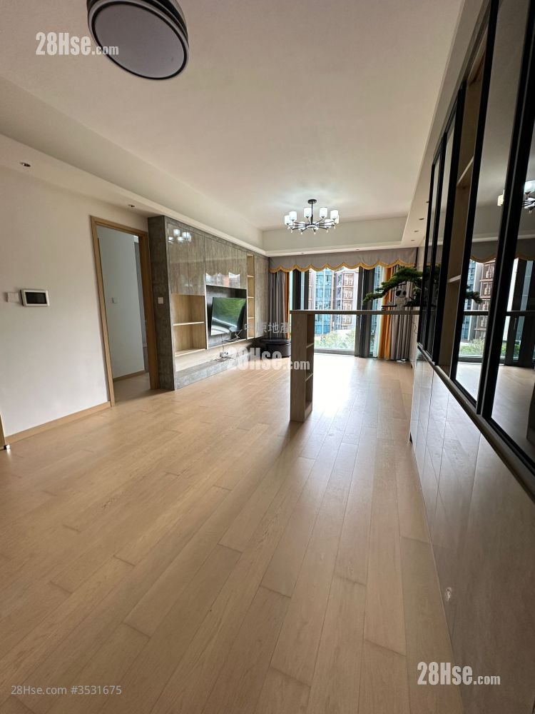 The Bloomsway Sell 4 Bedrooms 1,215 ft²