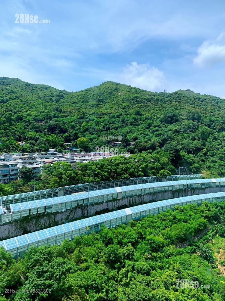 Greenview Court Sell 2 Bedrooms , 1 Bathroom 477 ft²