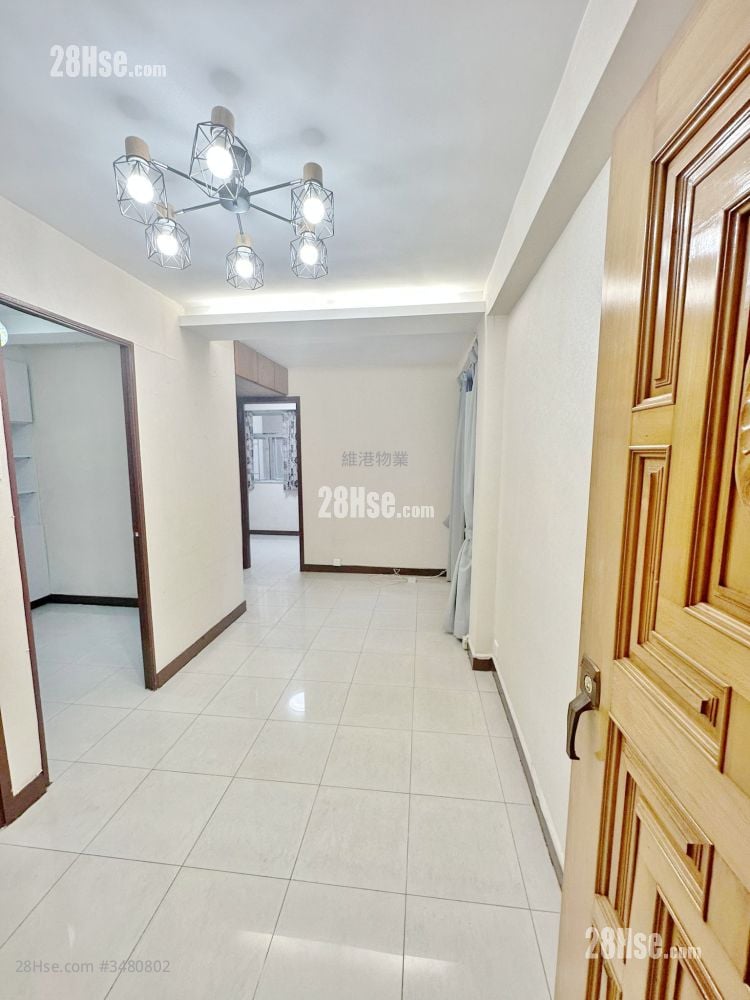 Golden Dragon Building Rental 2 Bedrooms , 1 Bathroom 364 ft²