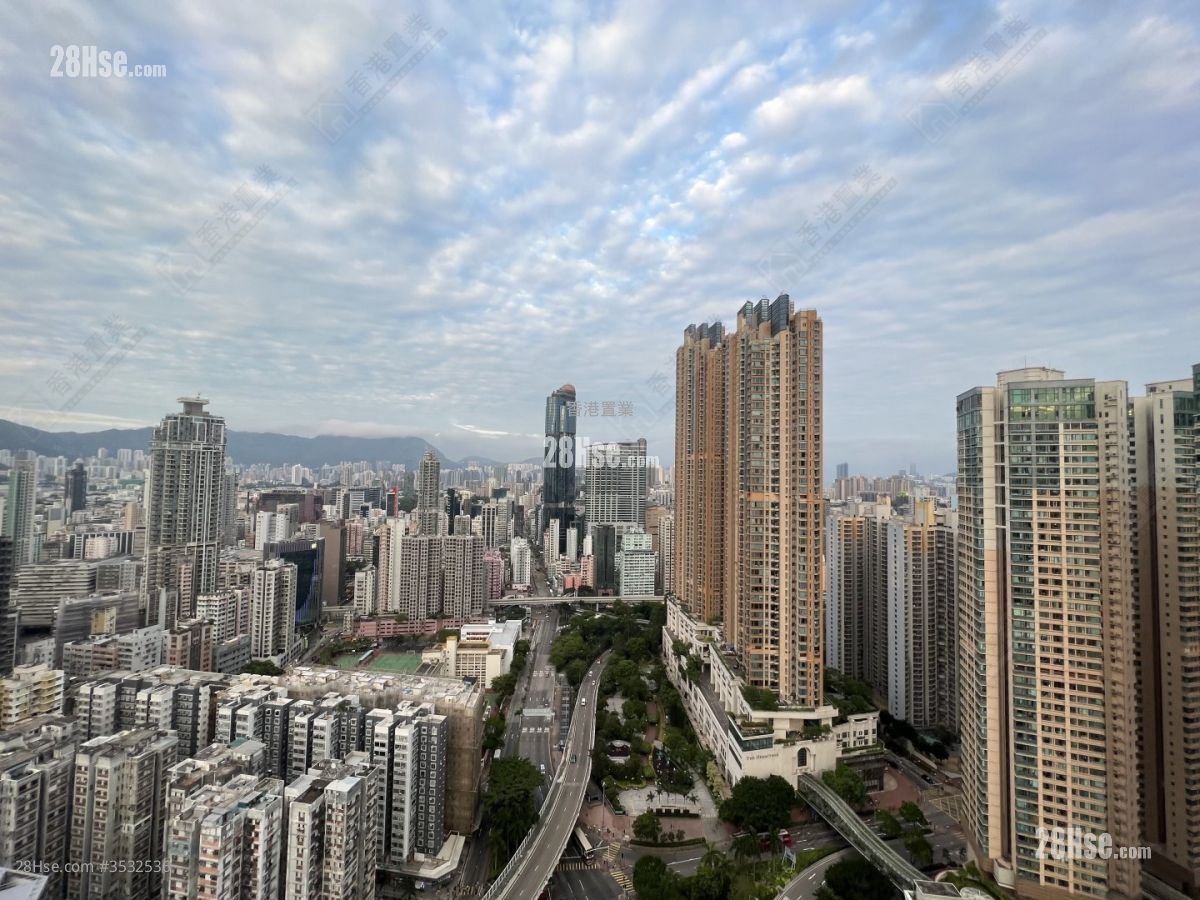 Florient Rise Sell 2 Bedrooms , 1 Bathroom 448 ft²