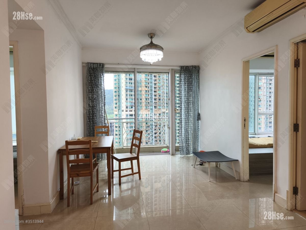 The Capitol Rental 3 Bedrooms , 2 Bathrooms 704 ft²
