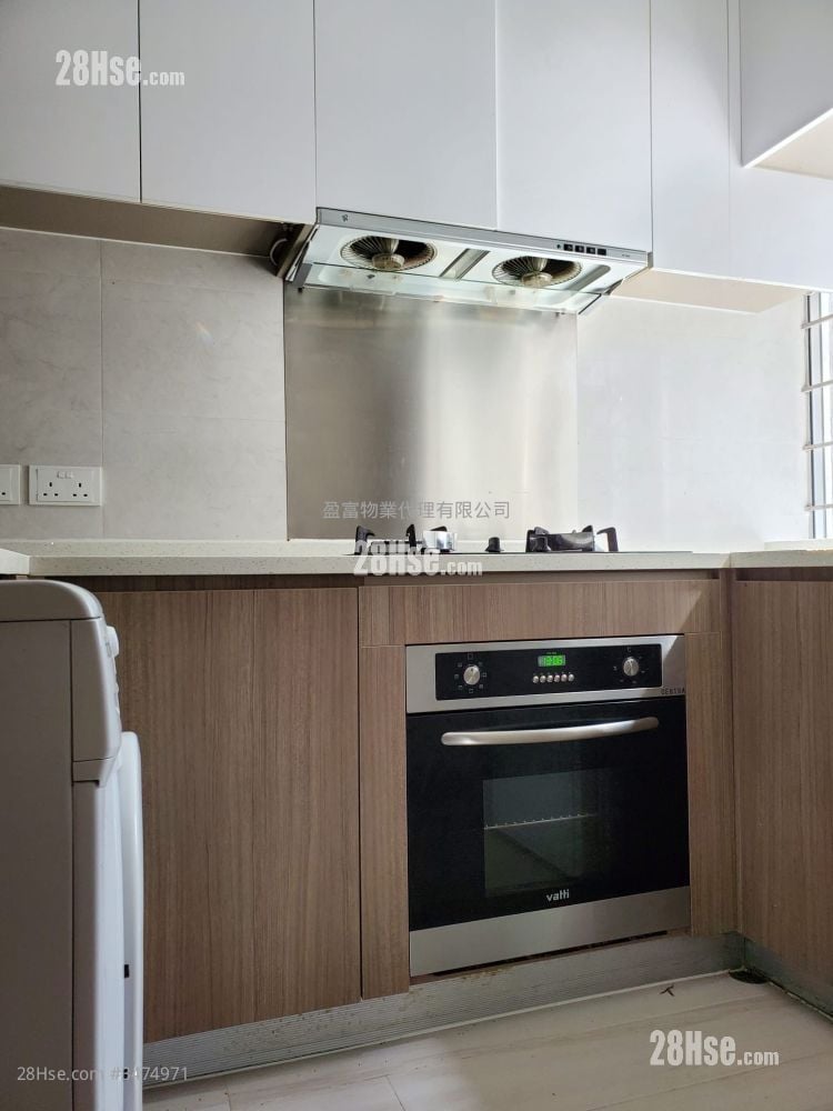 Caineway Mansion Rental 2 Bedrooms , 1 Bathroom
