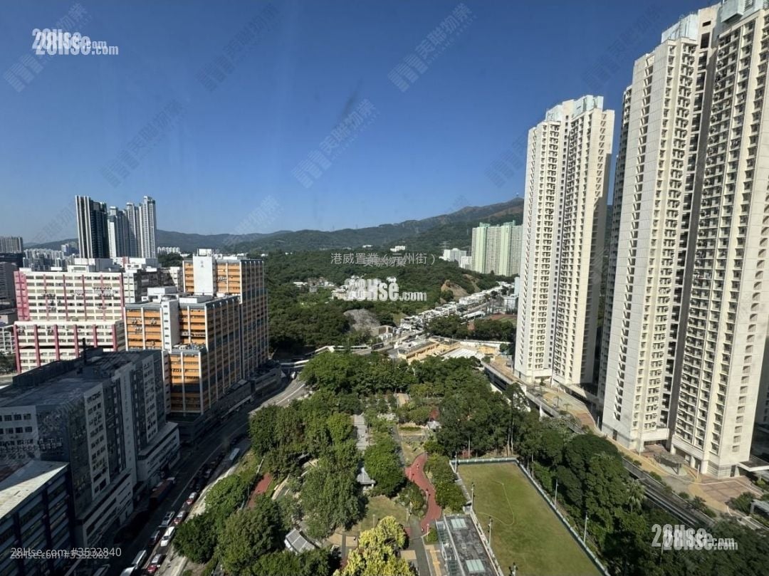 Kwai Po Building Sell 3 Bedrooms , 1 Bathroom 421 ft²