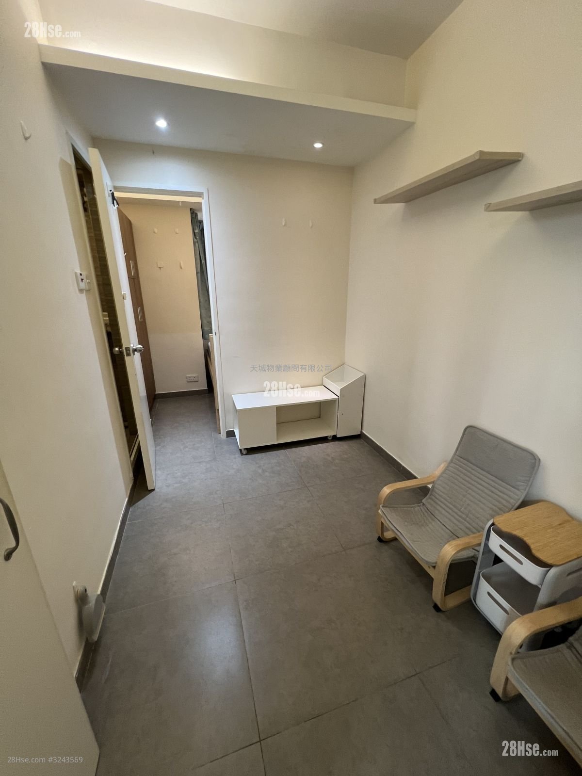 Hung Fai Building Rental Studio , 1 Bathroom 200 ft²