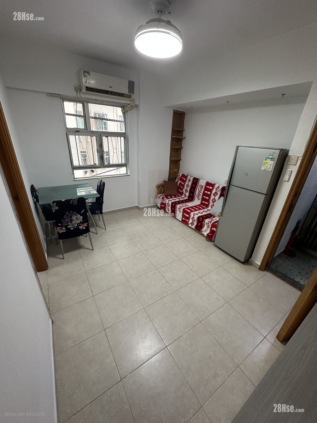 On Shun Building Rental 305 ft²