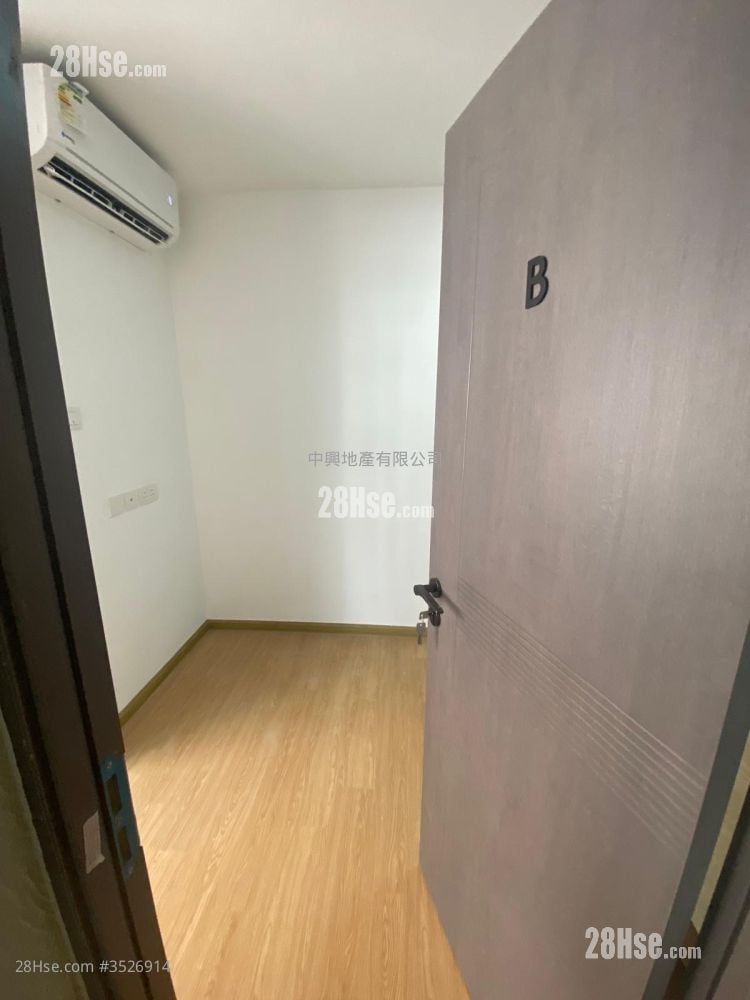 Champion House Rental Studio , 1 Bathroom 175 ft²