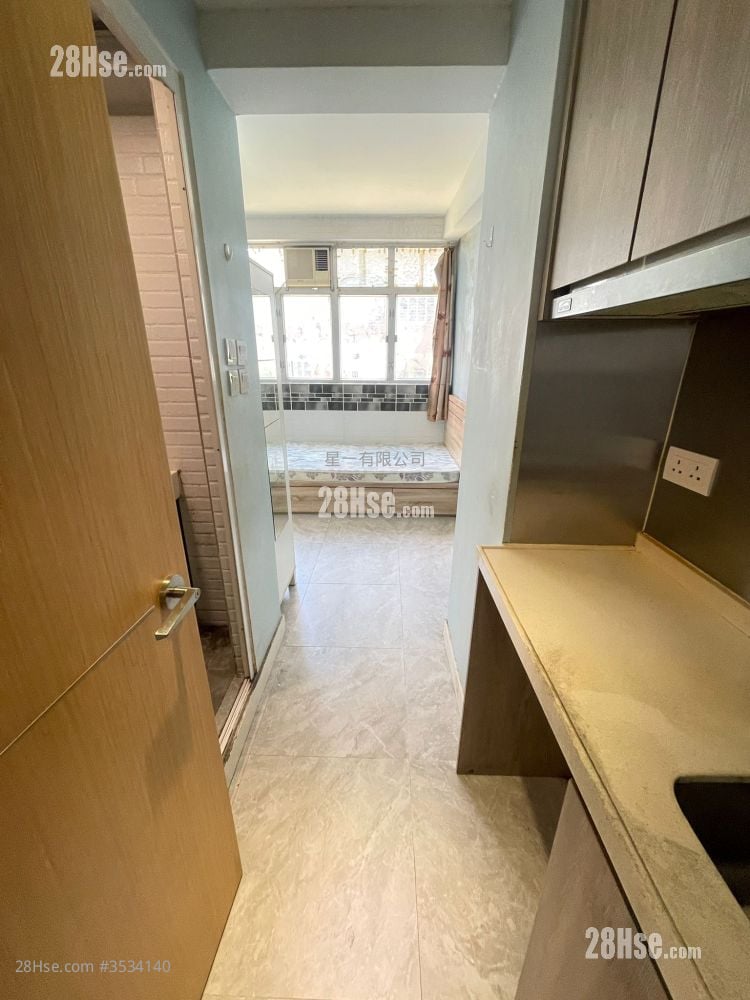 Tak Tung House Rental Studio , 1 Bathroom 150 ft²