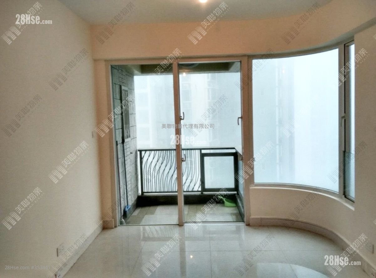 La Splendeur Of Le Prestige Sell 3 Bedrooms , 2 Bathrooms 672 ft²