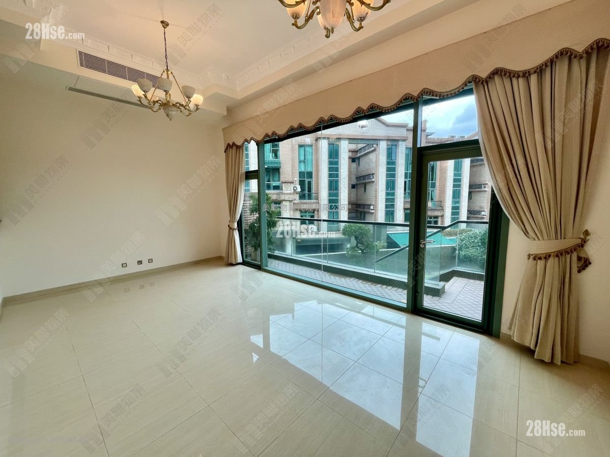 Chateau Royale Sell 3 Bedrooms , 5+ Bathrooms 2,160 ft²