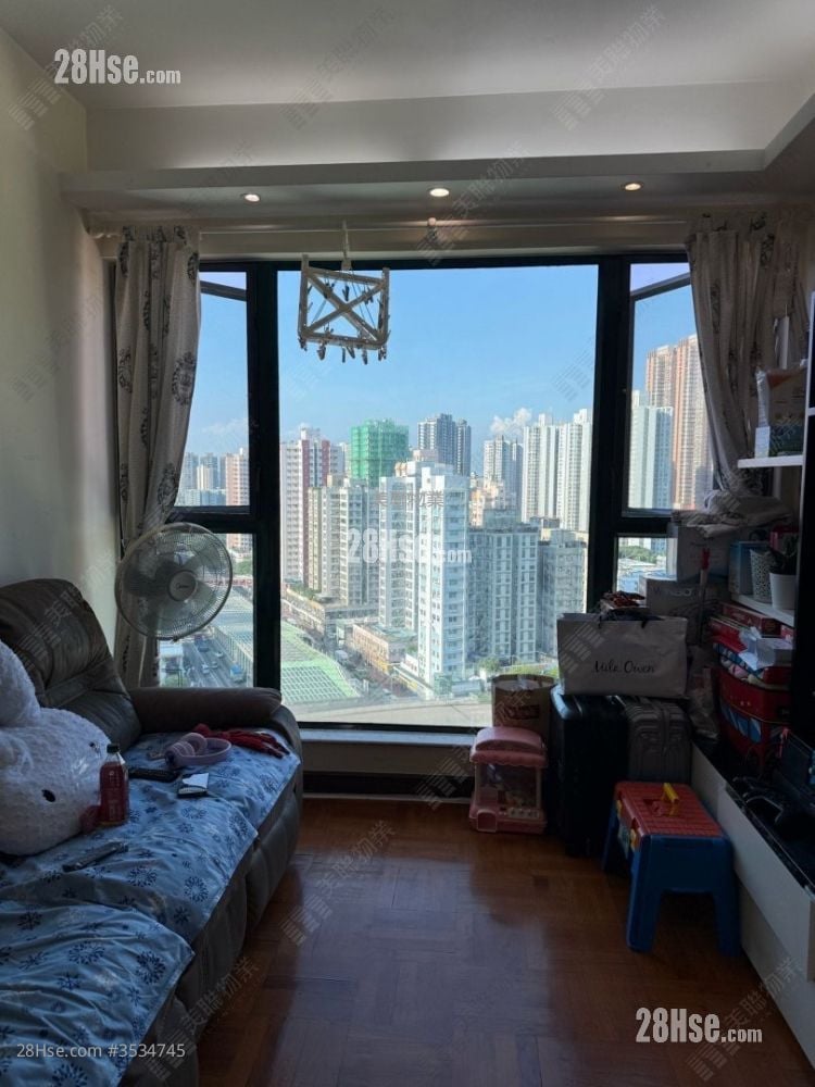 Parkview Court Sell 2 Bedrooms 471 ft²
