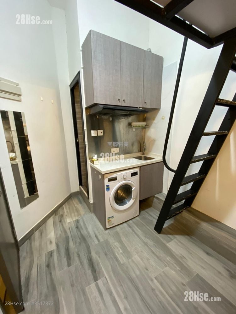 Lido Apartments Rental Studio , 1 Bathroom 130 ft²