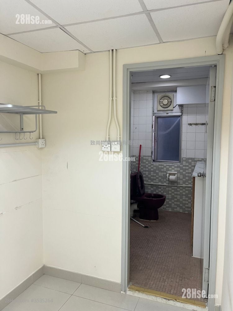 Tonic Industrial Centre Rental 1 Toilet