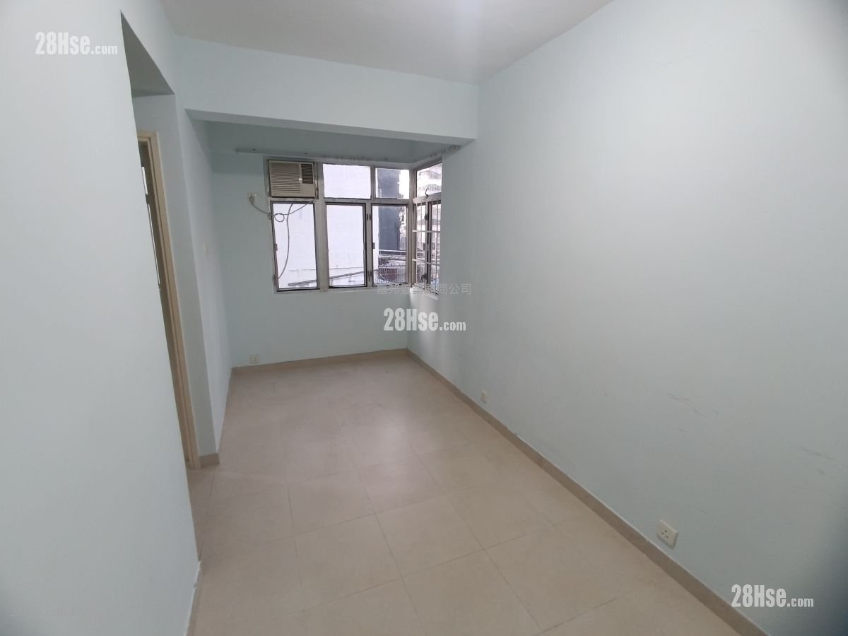 Ealing Court Rental 1 Bedroom , 1 Bathroom 260 ft²