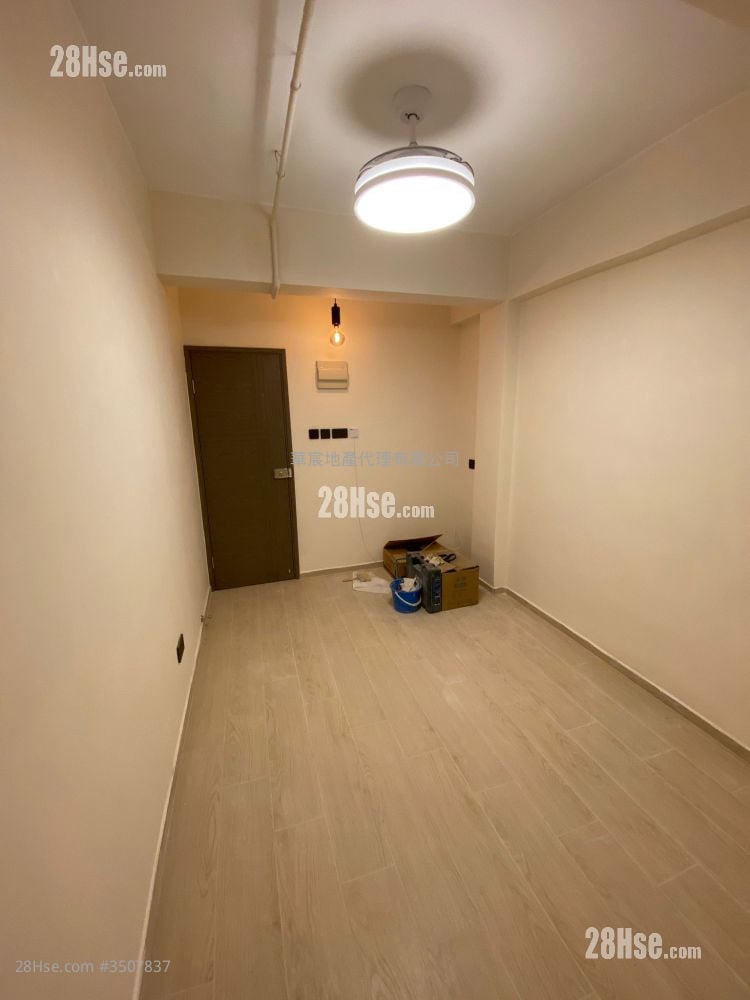 Kwai Fu Building Rental Studio , 1 Bathroom 140 ft²