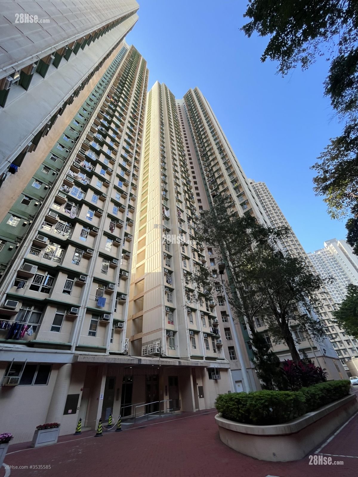 Lei On Court Sell 2 Bedrooms , 1 Bathroom 506 ft²