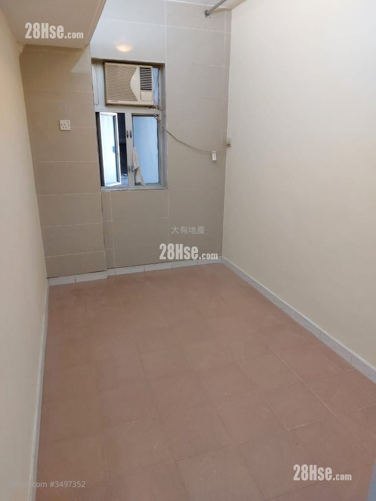 Chung Ying Building Rental Studio , 1 Bathroom 100 ft²