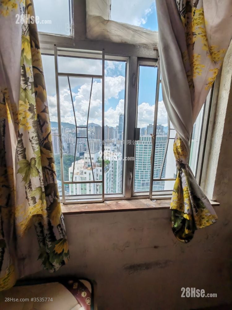 Allway Garden Sell 2 Bedrooms , 1 Bathroom 546 ft²