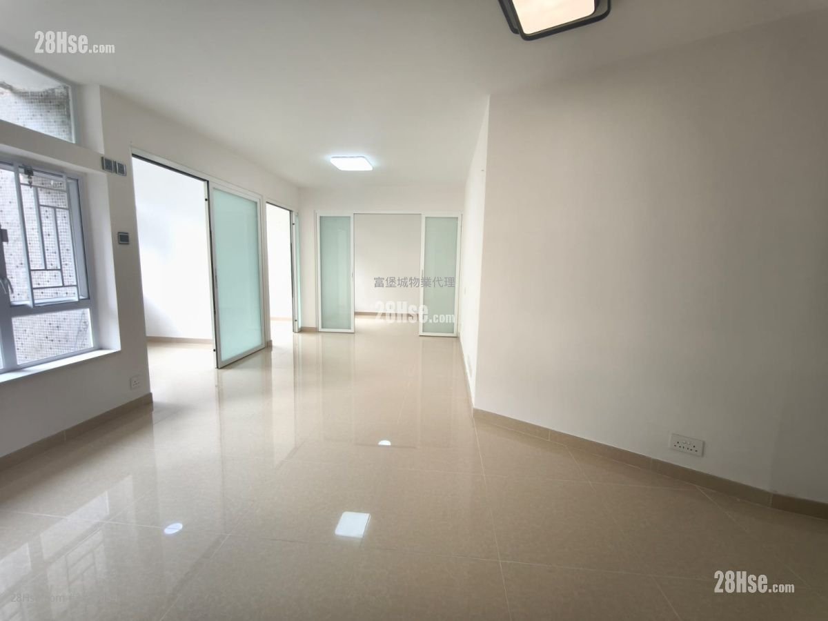 Kwong Yuen Estate Sell 3 Bedrooms , 1 Bathroom 544 ft²