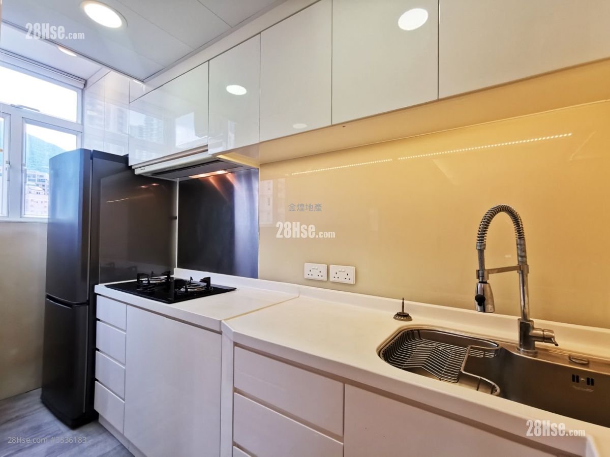 Elegance Tower Rental 1 Bedroom 373 ft²