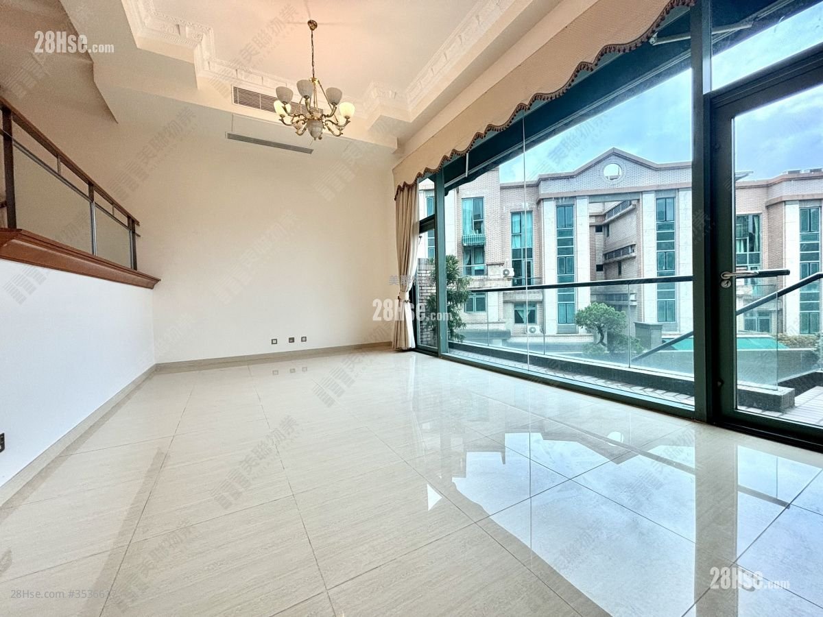 Chateau Royale Sell 3 Bedrooms , 4 Bathrooms 2,160 ft²